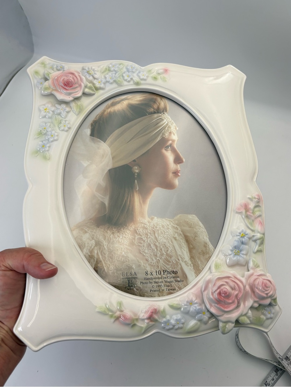 Gorgeous Vintage ELSA White Ceramic Picture Frame with Pink Rose Accents - 8x10 - Picture 7 of 13
